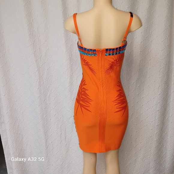 MISS8 LOS ANGELES size M Orange and Blue Embellished Dress - Picture 10 of 14